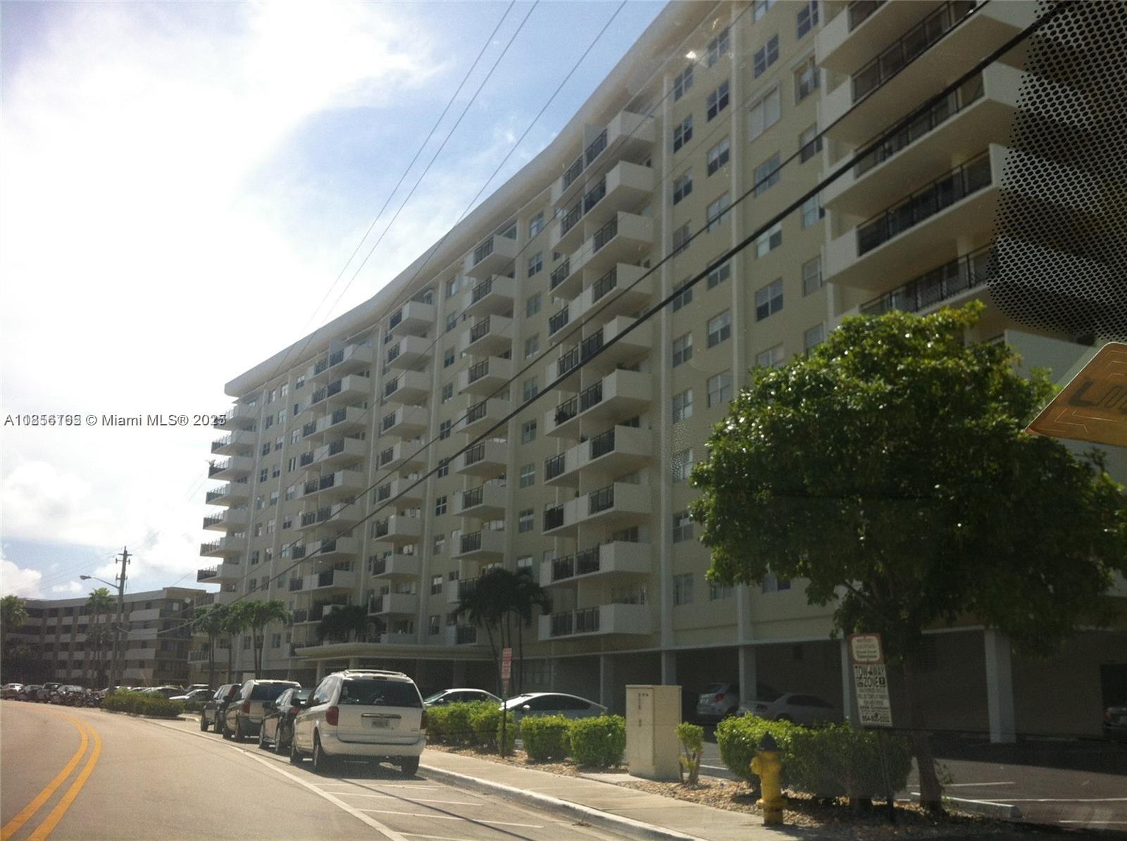 Beautiful unit 1 bed, 1 and 1/2 bathroom, many closets for storage, Tile through the whole unit. Nice balcony to enjoy the amazing view of the canal. Unit has 1 covered parking space. Condo offers a beautiful swimming pool, a BBQ area, Gym , Party room, Bike room and Docks are available for rent. Location is another great thing about this condo, close to the beach, Aventura Mall, Gulfstream Casino and shops and many other different restaurants and shops in the area. Unit is rented