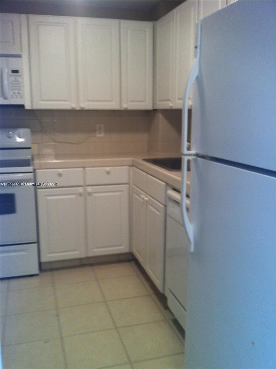 OCEAN VIEW TOWERS CONDO - Residential