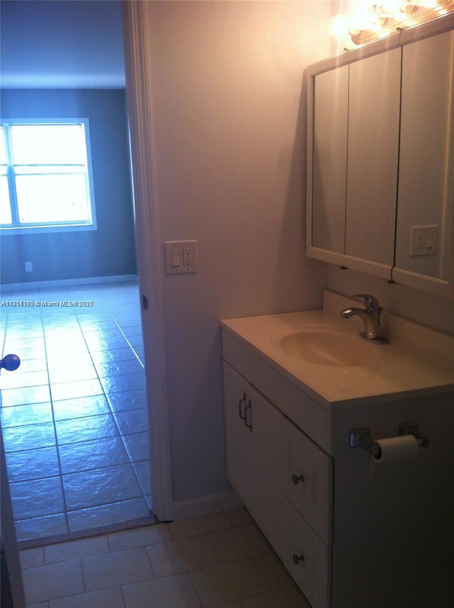 OCEAN VIEW TOWERS CONDO - Residential