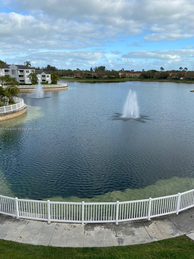 LE CLUB AT OLD CUTLER CON - Residential