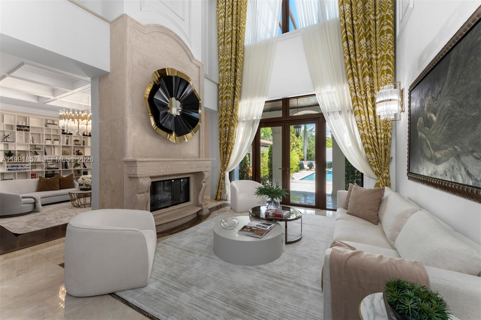 TOWN & RANCH ESTS - Residential