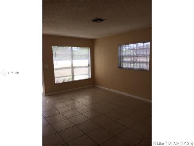 College Park Estates 41-1 - Residential Lease