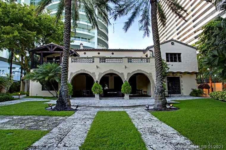 SANTA MARIA CONDO - Residential