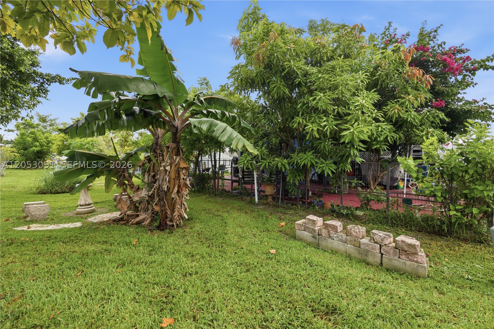 PARADISE GARDENS SEC 2 - Residential