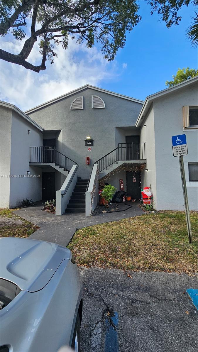 ST ANDREWS PALM BEACH CON - Residential Lease