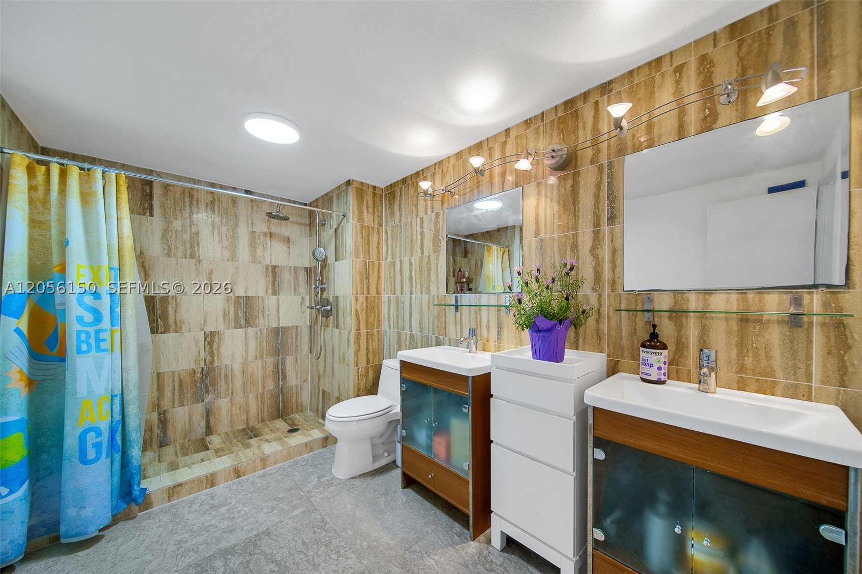 CORINTHIAN CONDO - Residential Lease