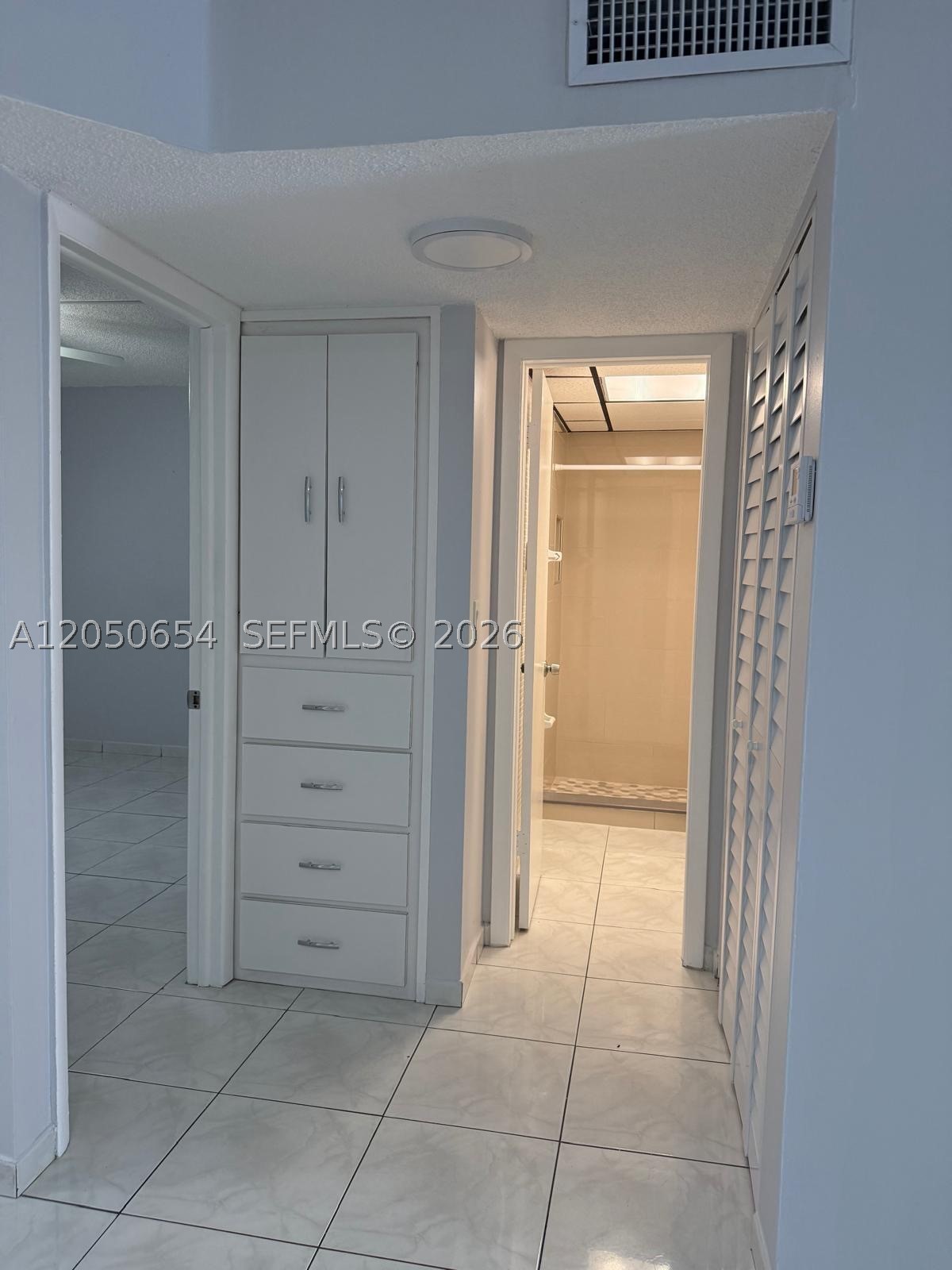 WESTLAND COURTS CONDO - Residential