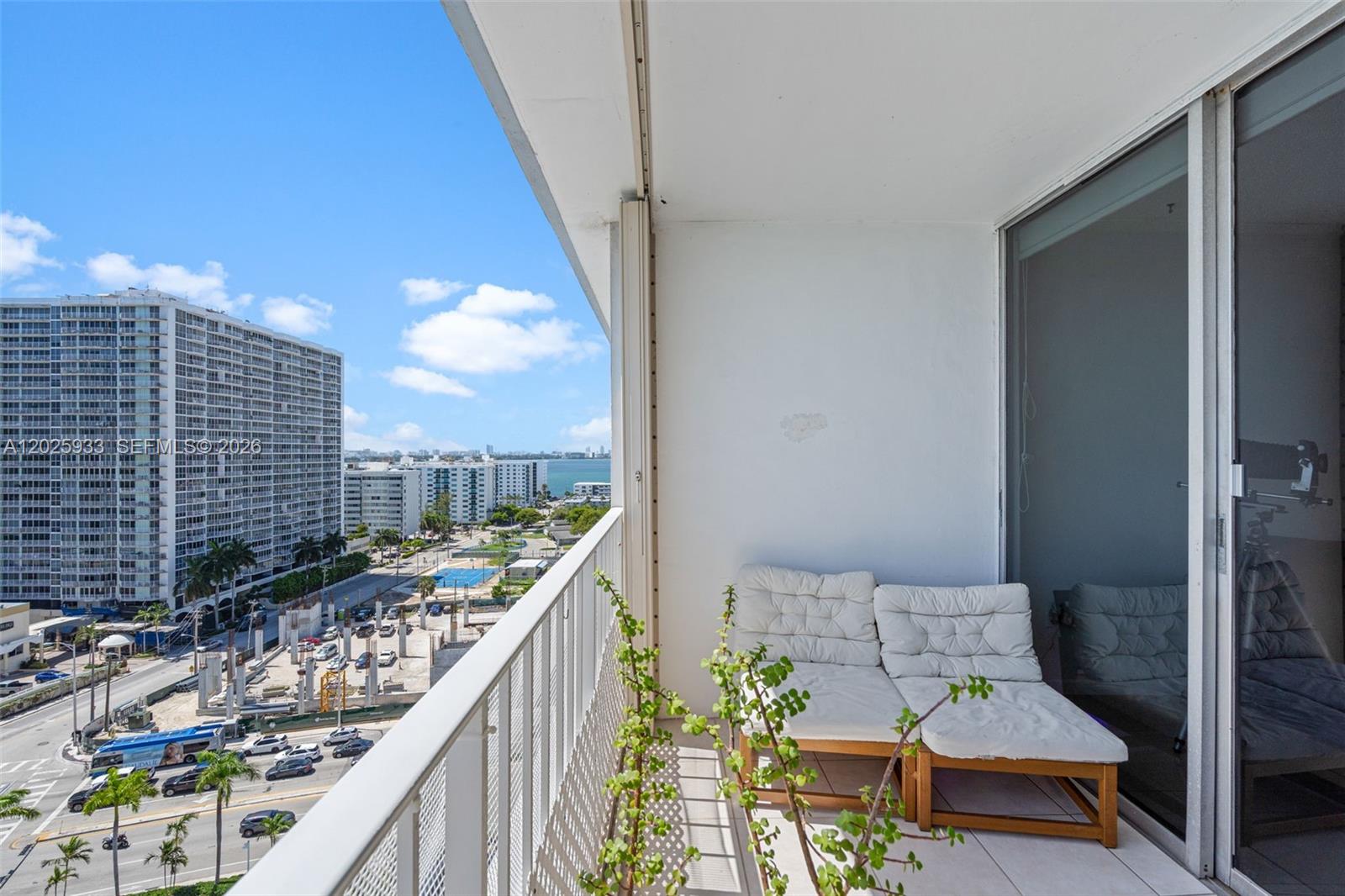 KENNEDY HOUSE CONDO - Residential