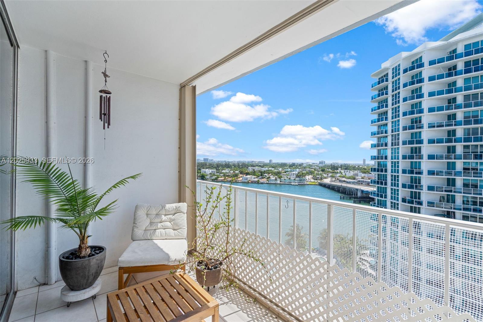 KENNEDY HOUSE CONDO - Residential