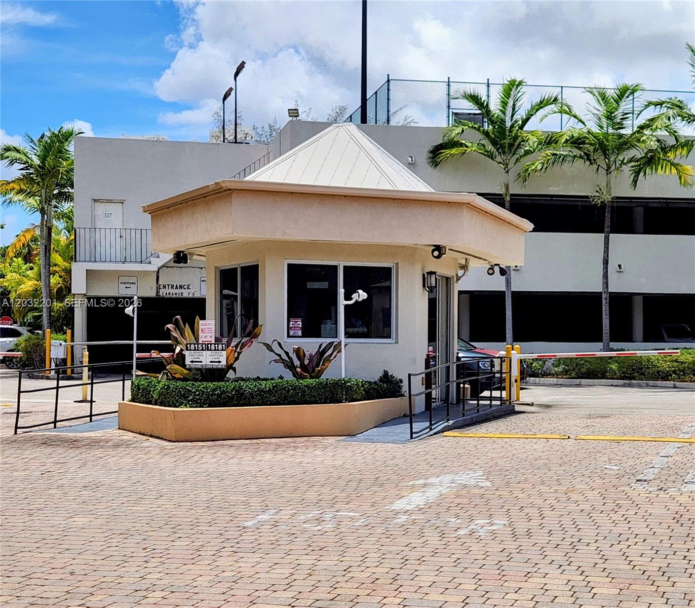 TOWER AT BISCAYNE COVE CO - Residential