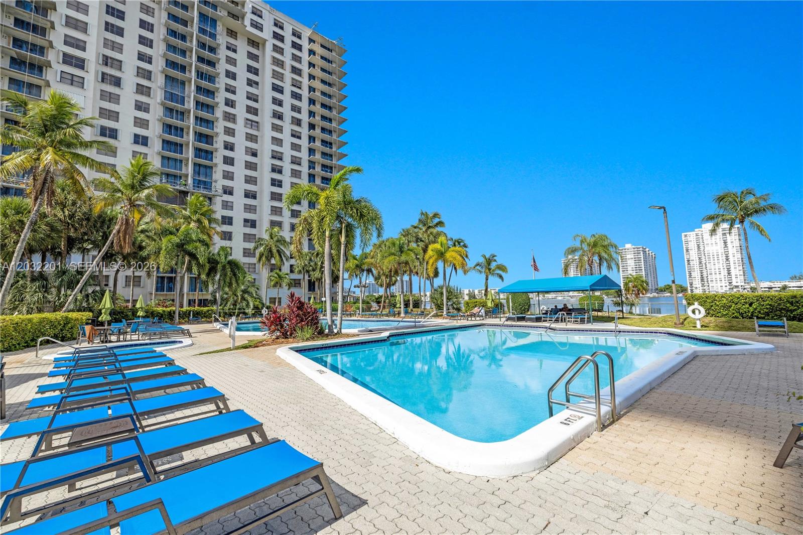 TOWER AT BISCAYNE COVE CO - Residential