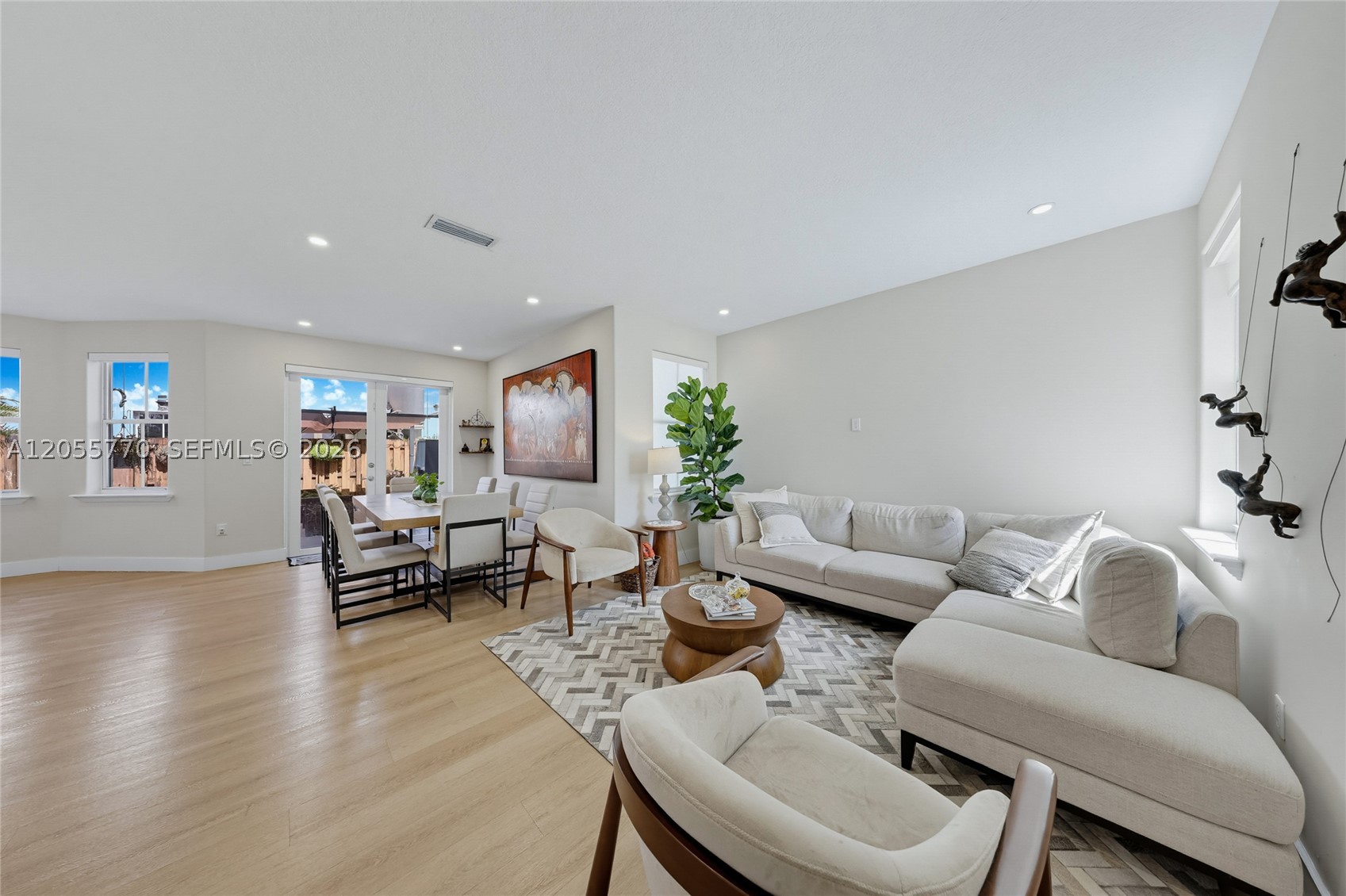 SAVANNAH AT DORAL - Residential