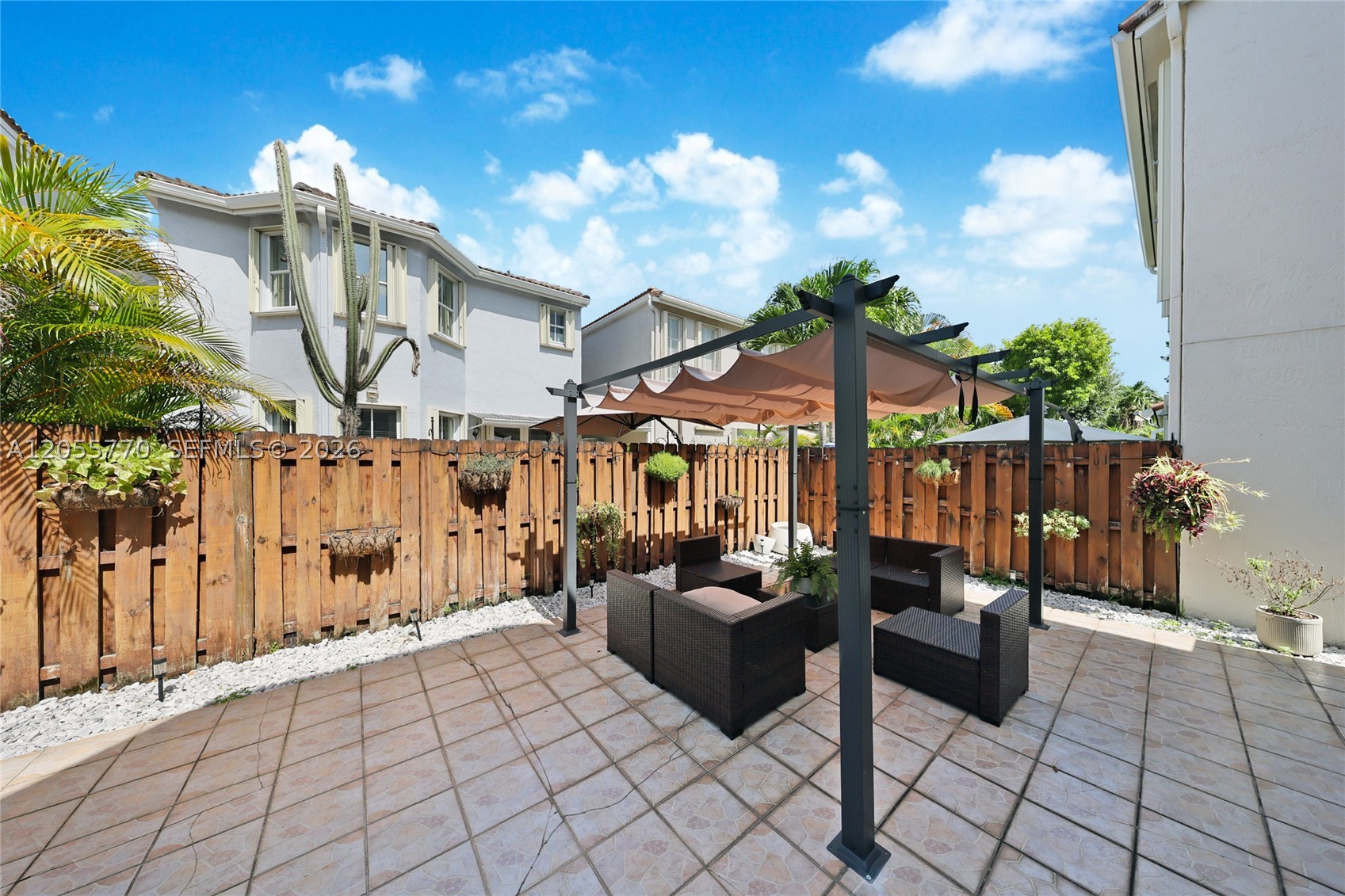 SAVANNAH AT DORAL - Residential