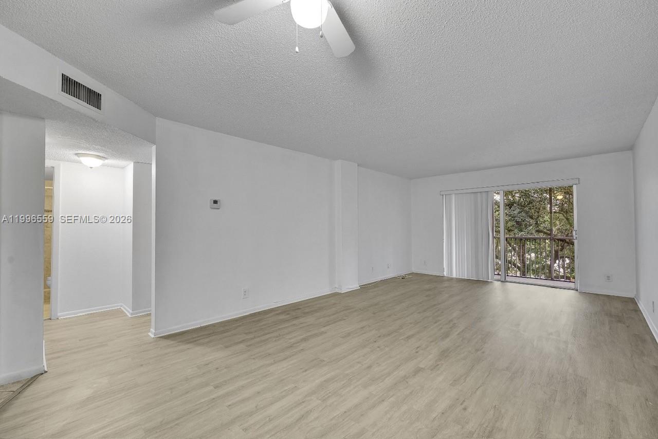 SHERWOOD SQUARE CONDOMINI - Residential