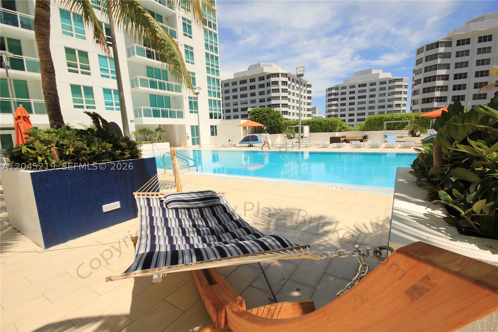 THE PLAZA 851 BRICKELL CO - Residential Lease