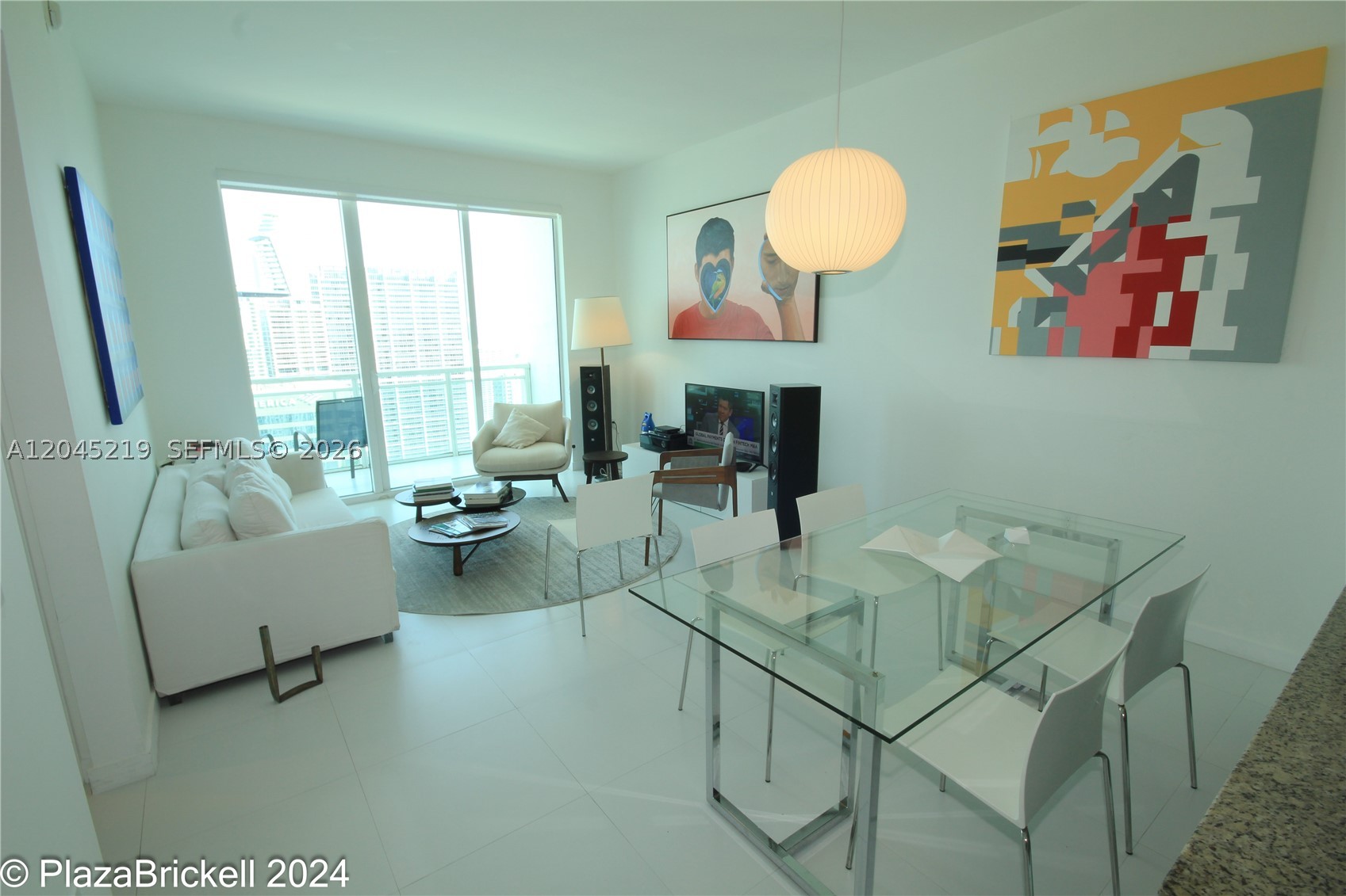 THE PLAZA 851 BRICKELL CO - Residential Lease