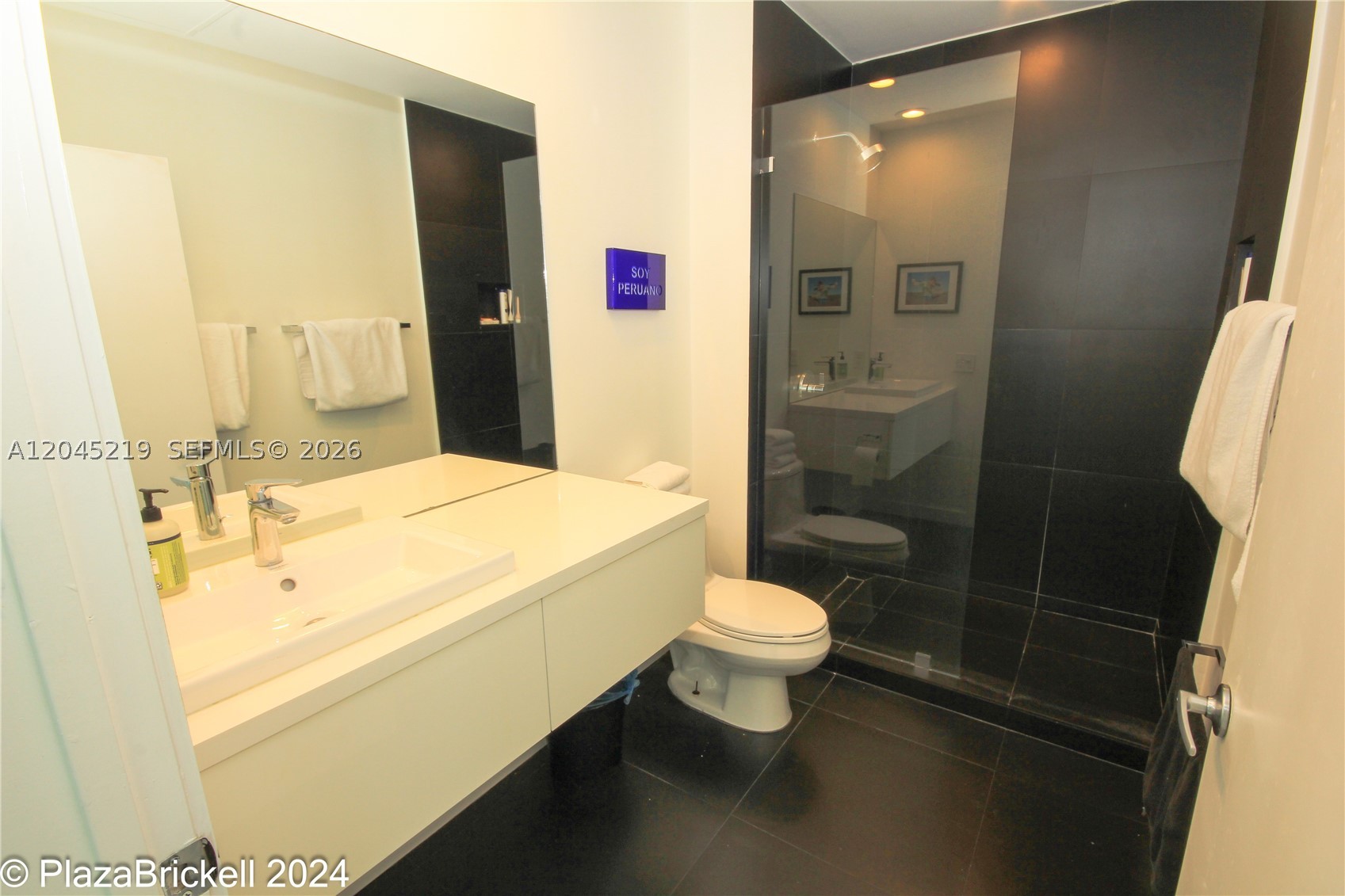 THE PLAZA 851 BRICKELL CO - Residential Lease