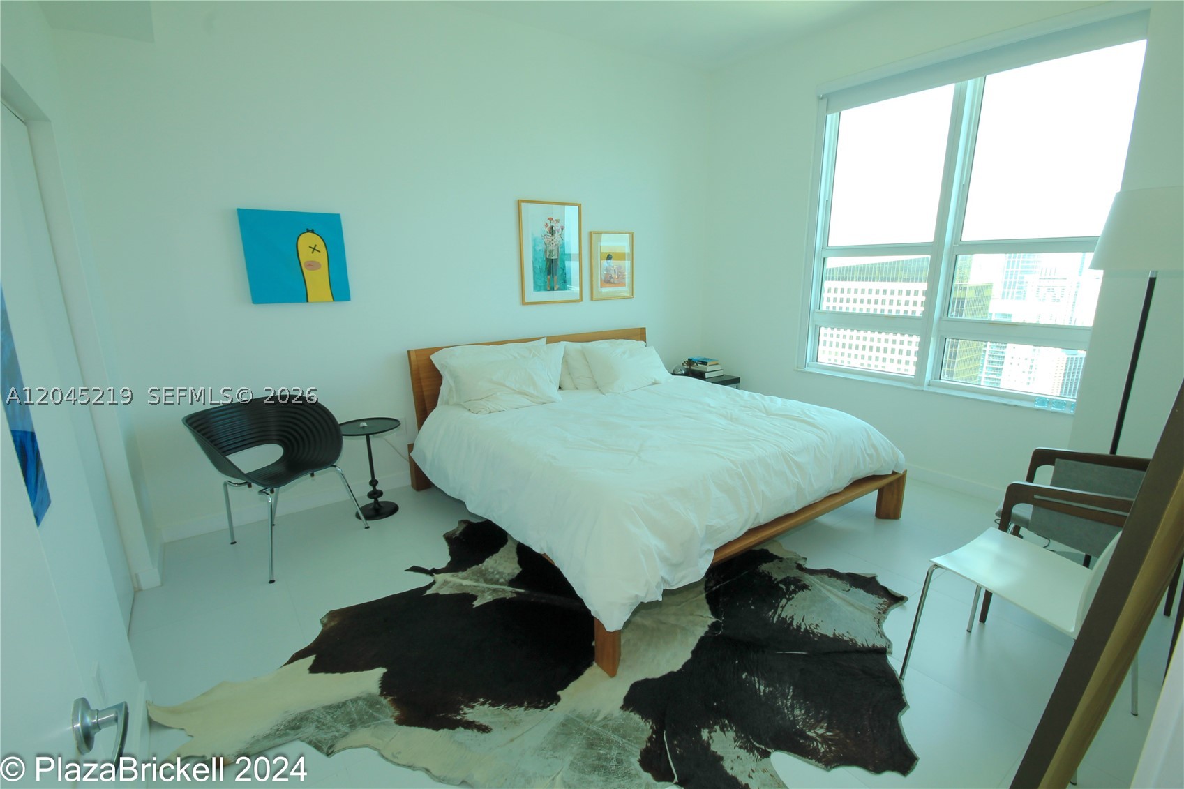 THE PLAZA 851 BRICKELL CO - Residential Lease