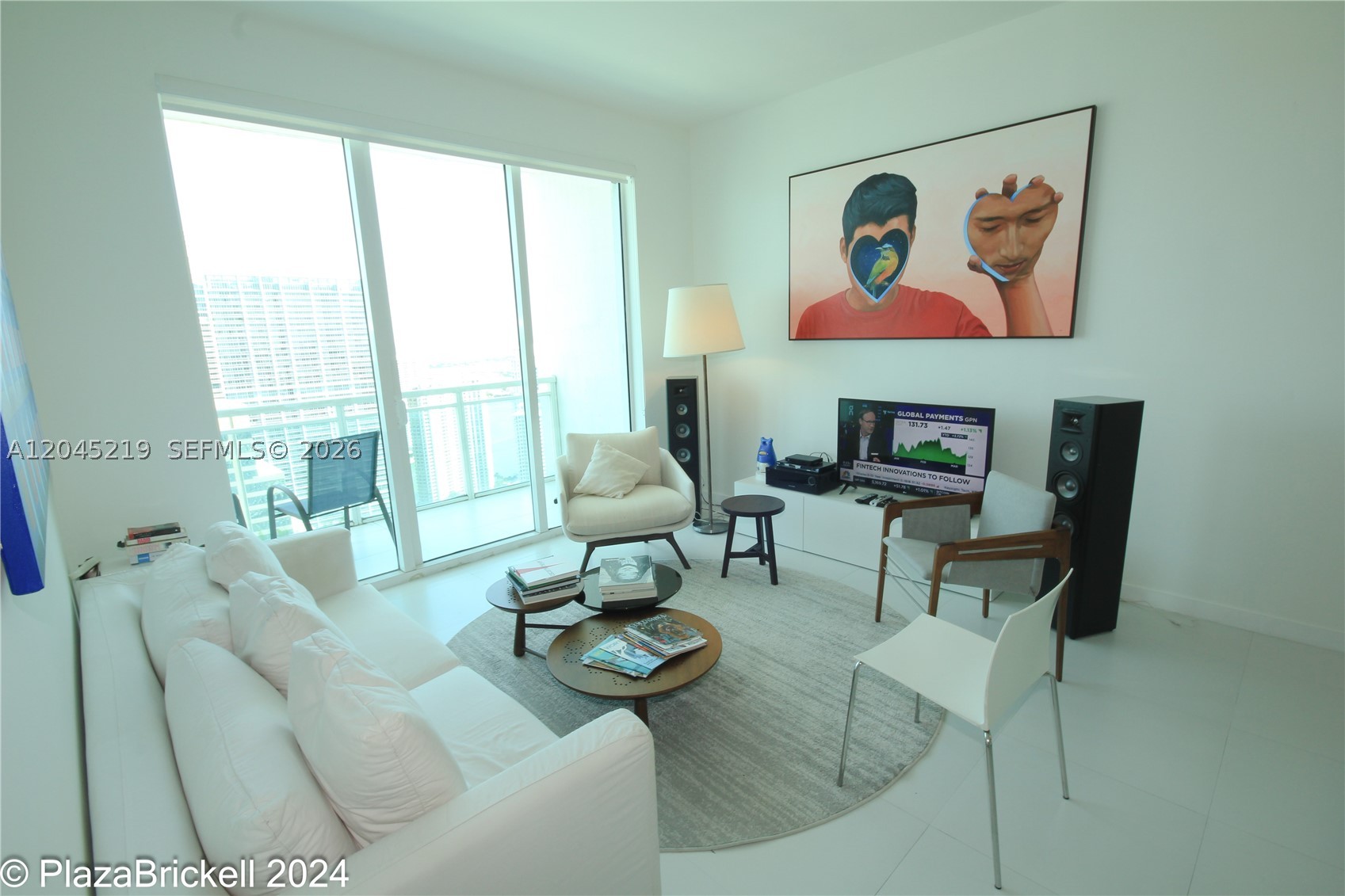THE PLAZA 851 BRICKELL CO - Residential Lease