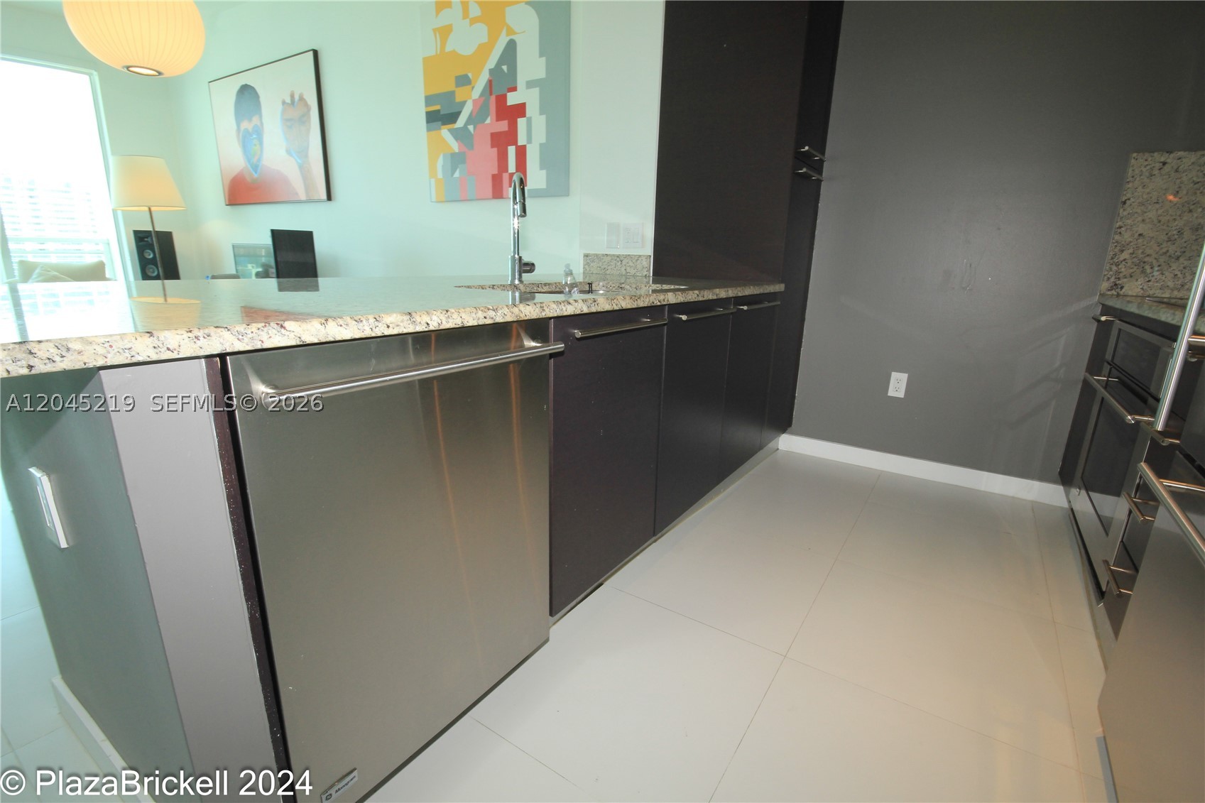 THE PLAZA 851 BRICKELL CO - Residential Lease