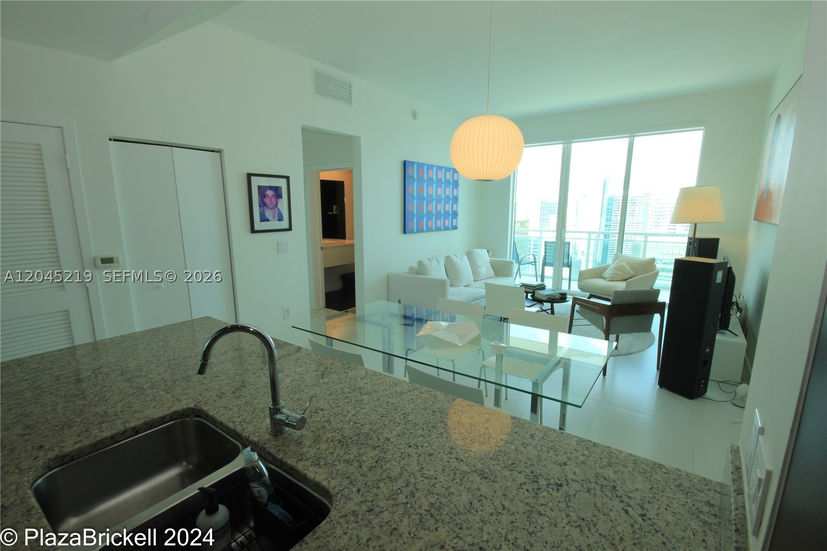 THE PLAZA 851 BRICKELL CO - Residential Lease