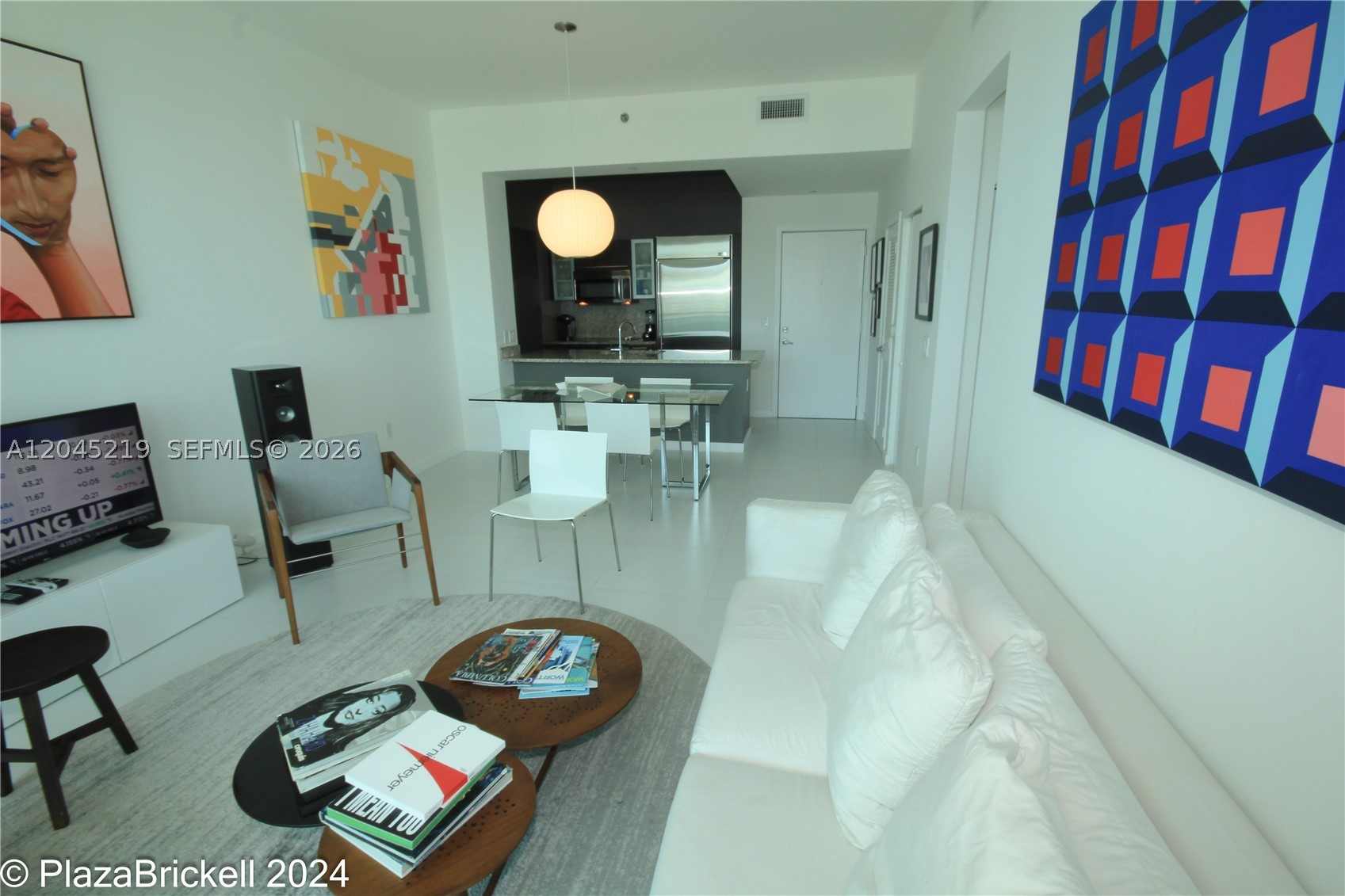 THE PLAZA 851 BRICKELL CO - Residential Lease
