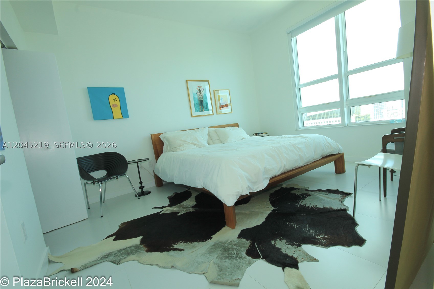 THE PLAZA 851 BRICKELL CO - Residential Lease