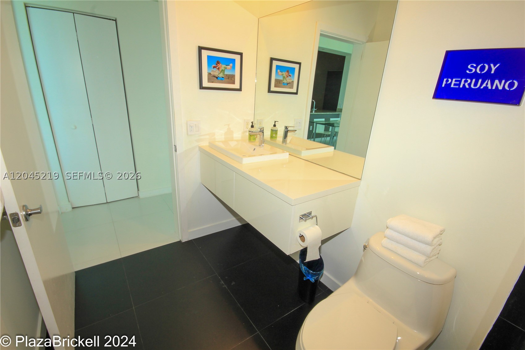 THE PLAZA 851 BRICKELL CO - Residential Lease