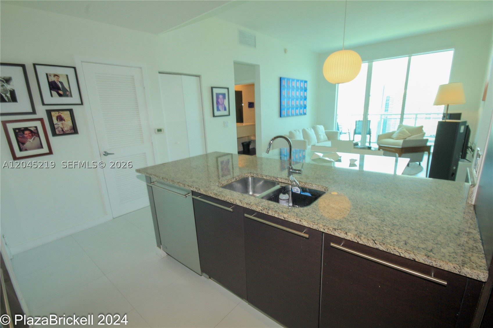 THE PLAZA 851 BRICKELL CO - Residential Lease