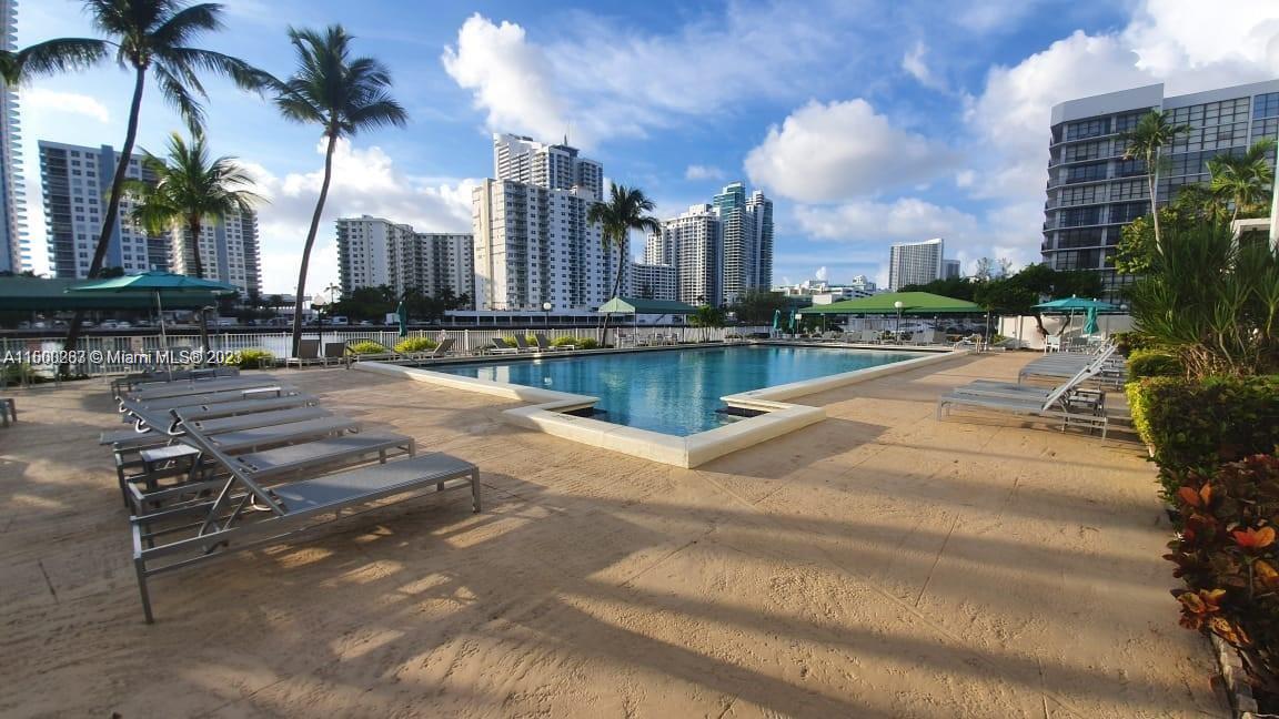 OCEANVIEW PARK CONDO - Residential Lease