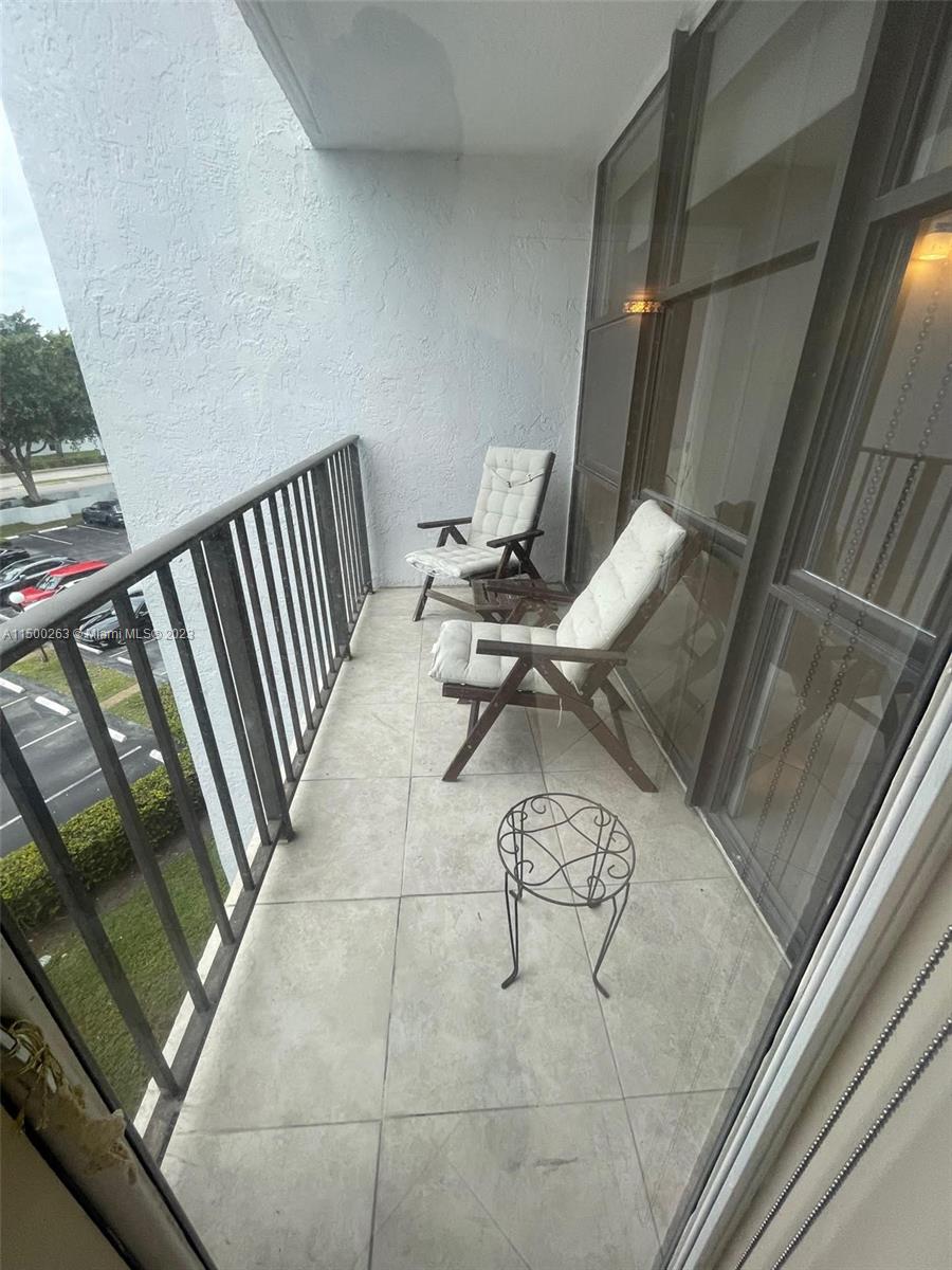 OCEANVIEW PARK CONDO - Residential Lease
