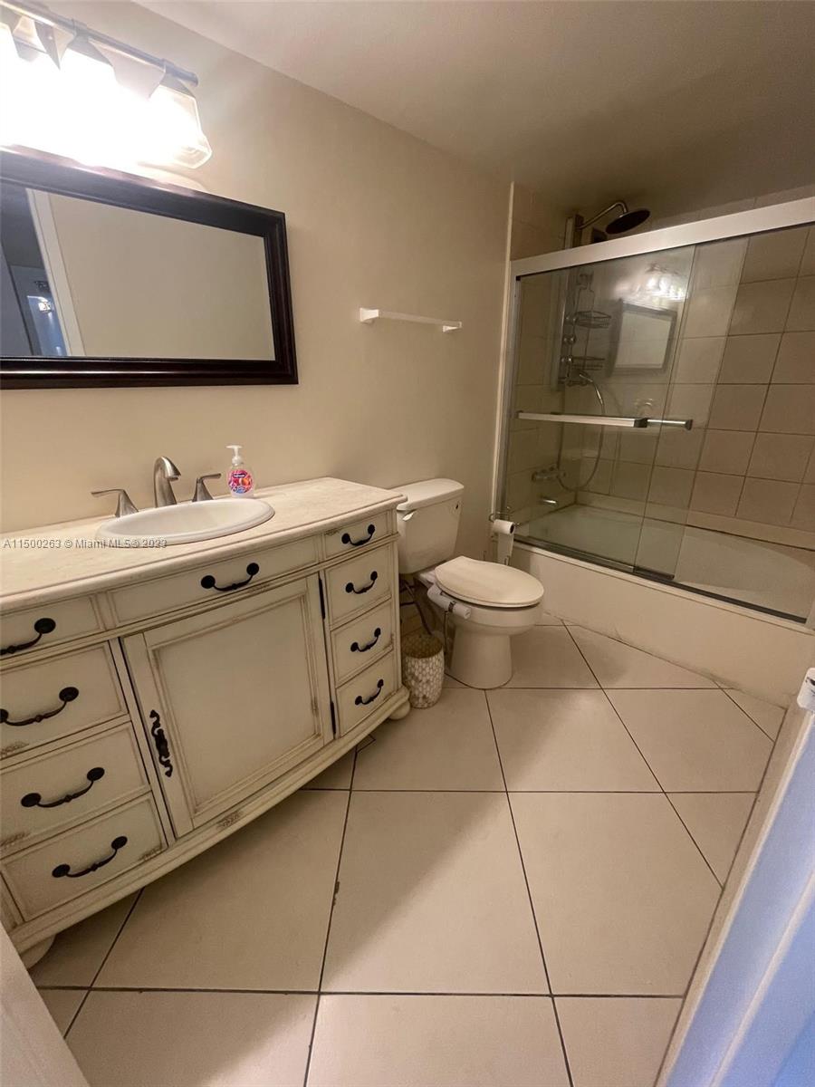 OCEANVIEW PARK CONDO - Residential Lease