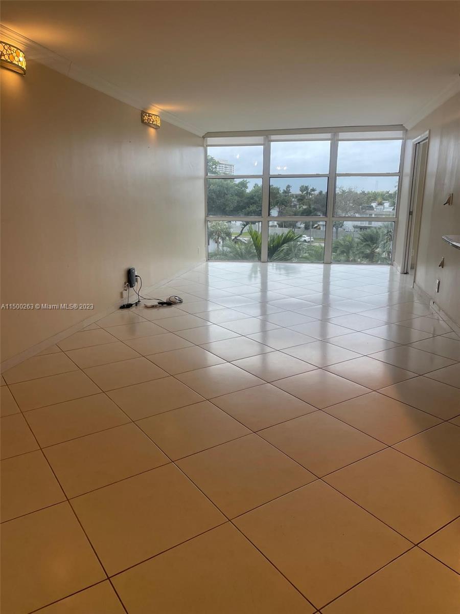 OCEANVIEW PARK CONDO - Residential Lease
