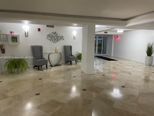 OCEANVIEW PARK CONDO - Residential Lease