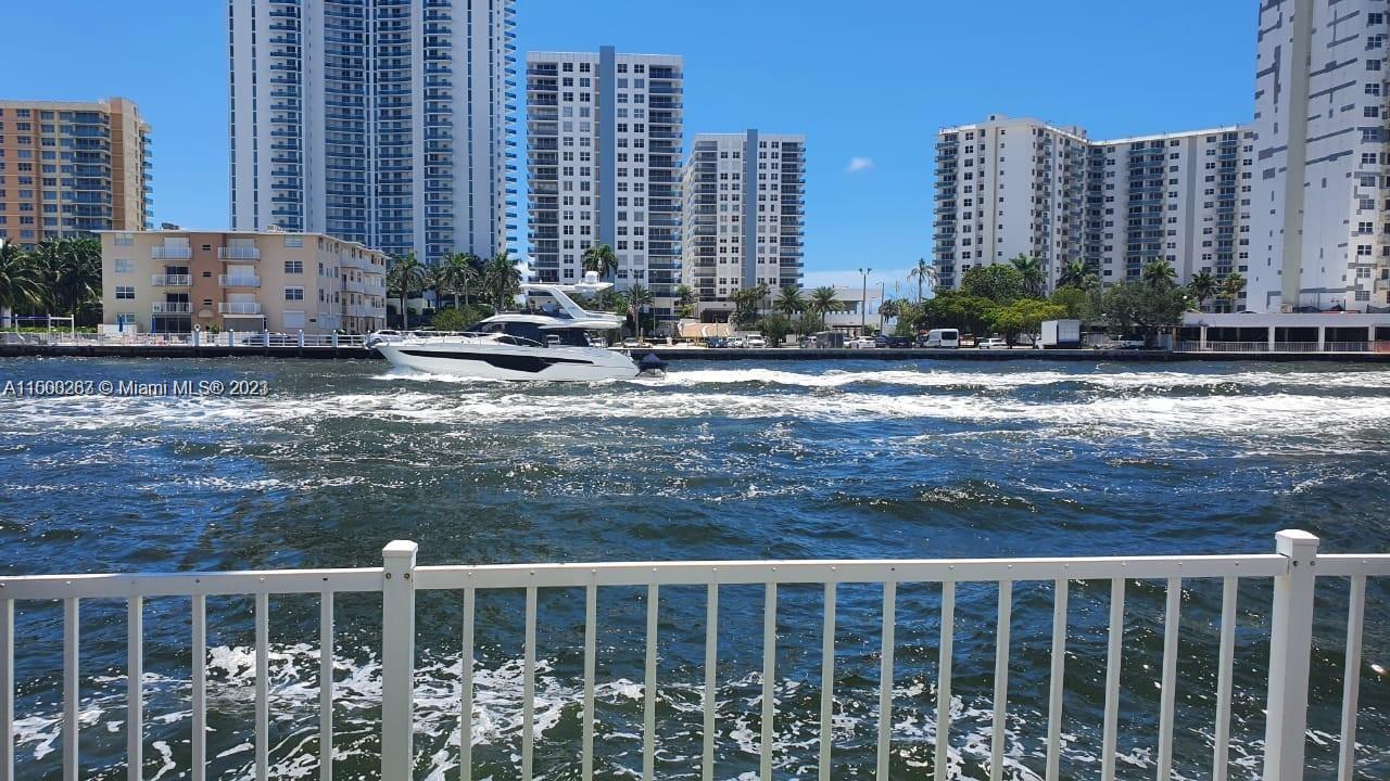OCEANVIEW PARK CONDO - Residential Lease