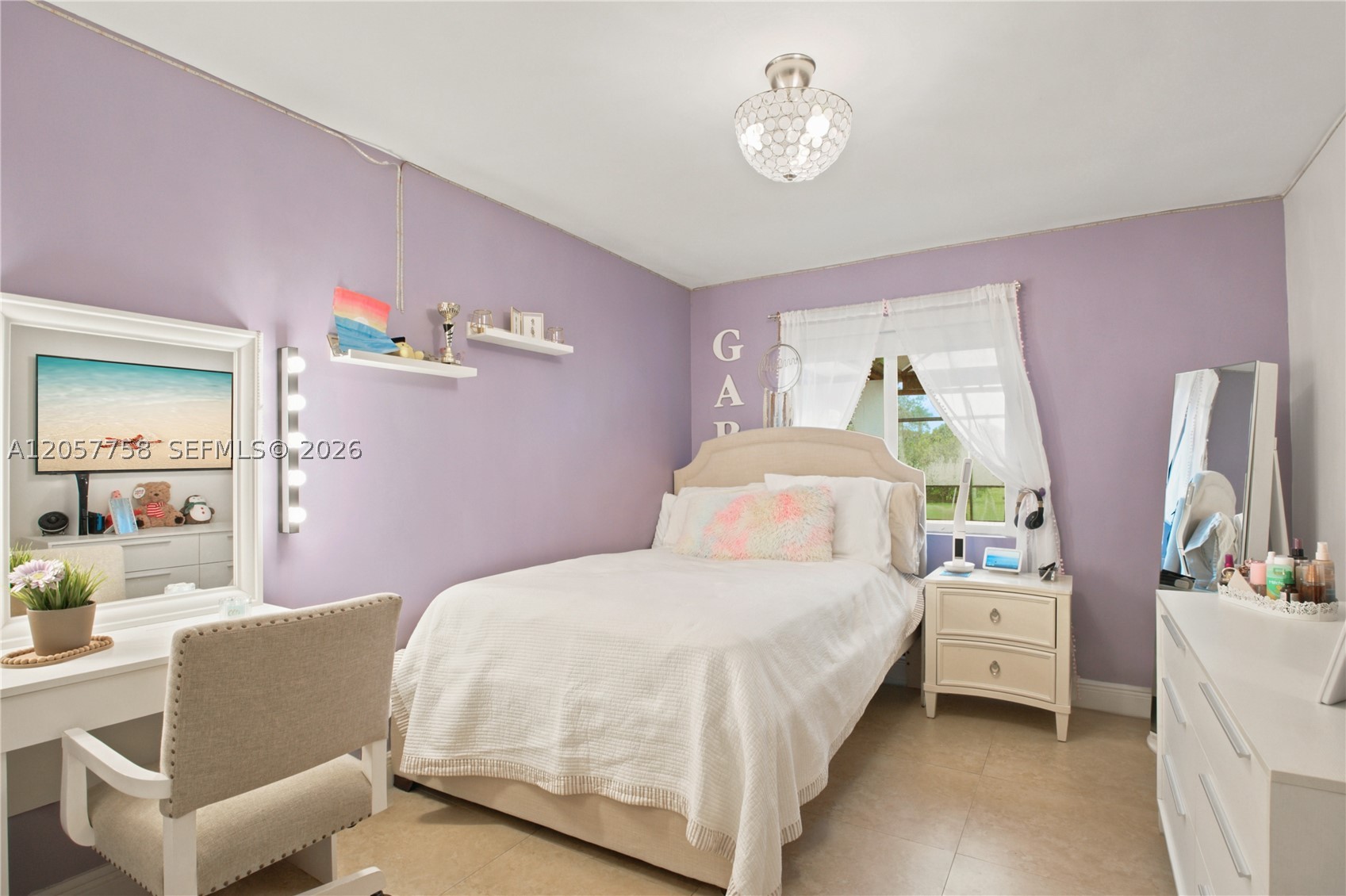 COUNTRY CLUB RANCHES SEC - Residential