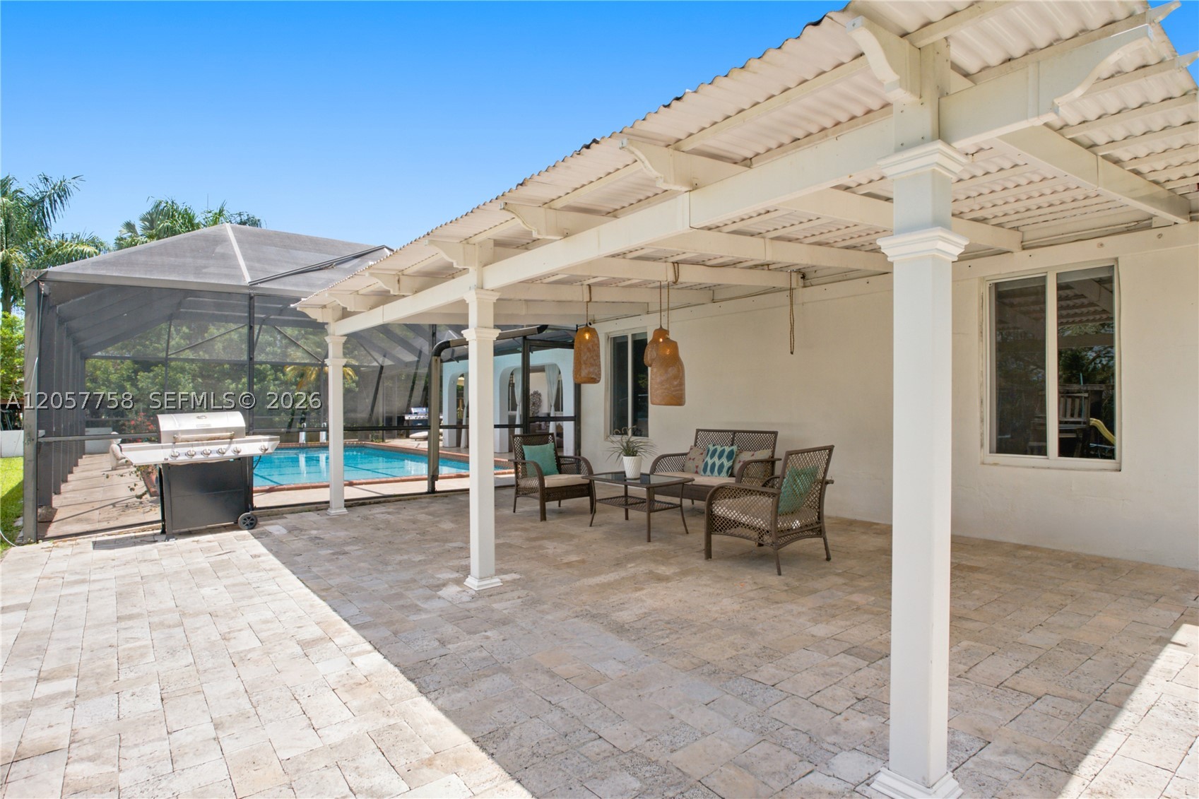 COUNTRY CLUB RANCHES SEC - Residential