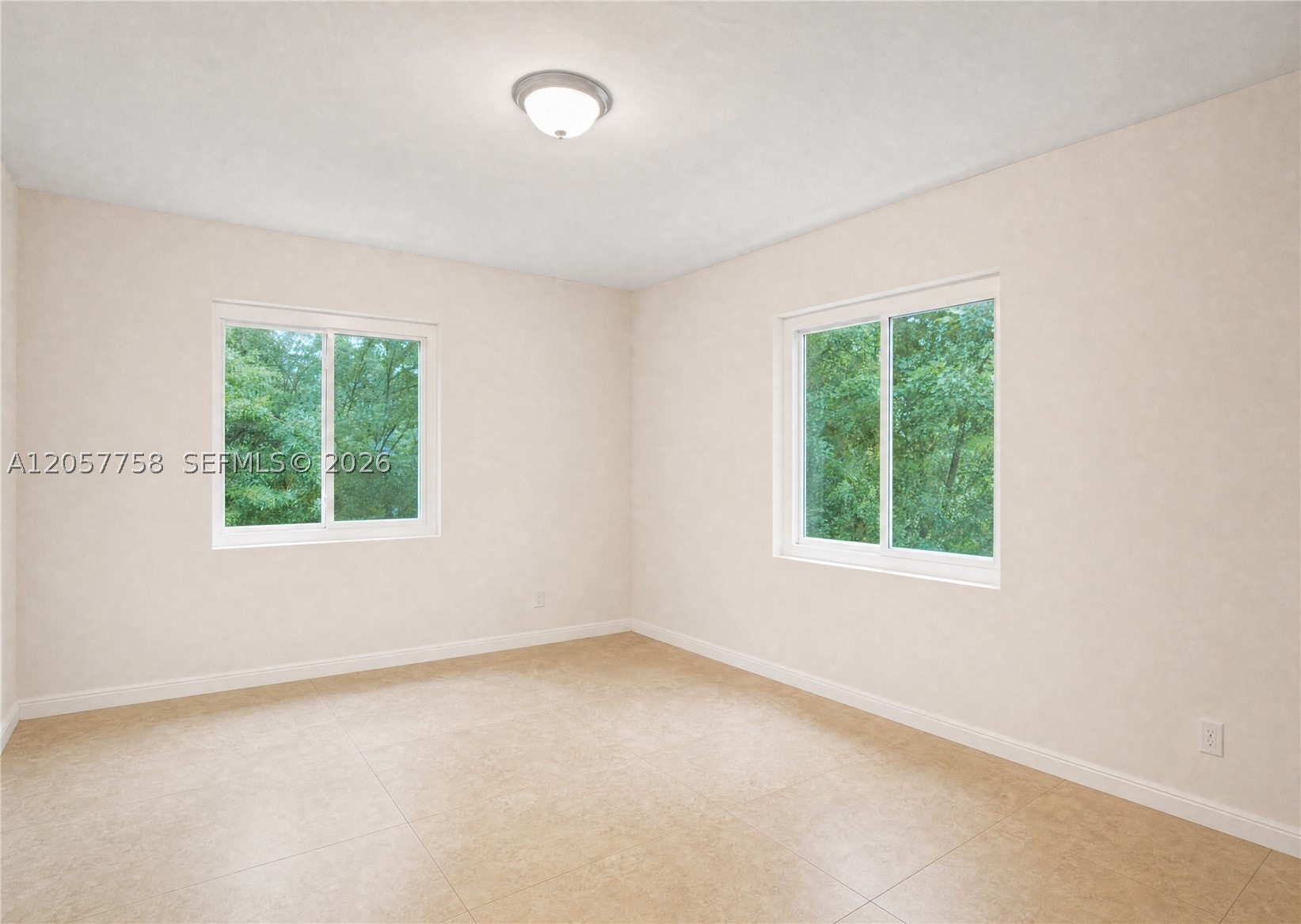 COUNTRY CLUB RANCHES SEC - Residential