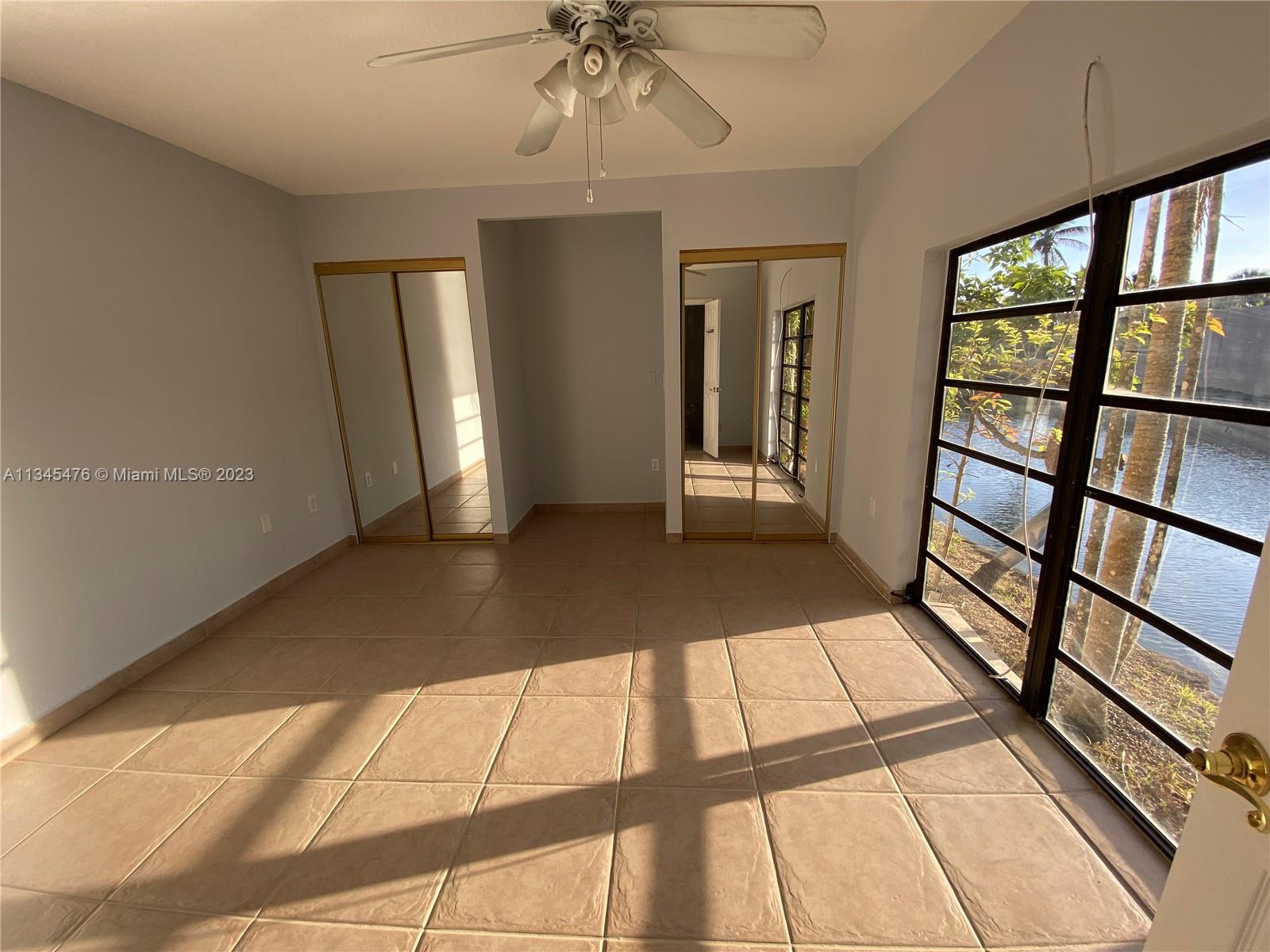 MIAMI LAKES LOCH LOMOND E - Residential