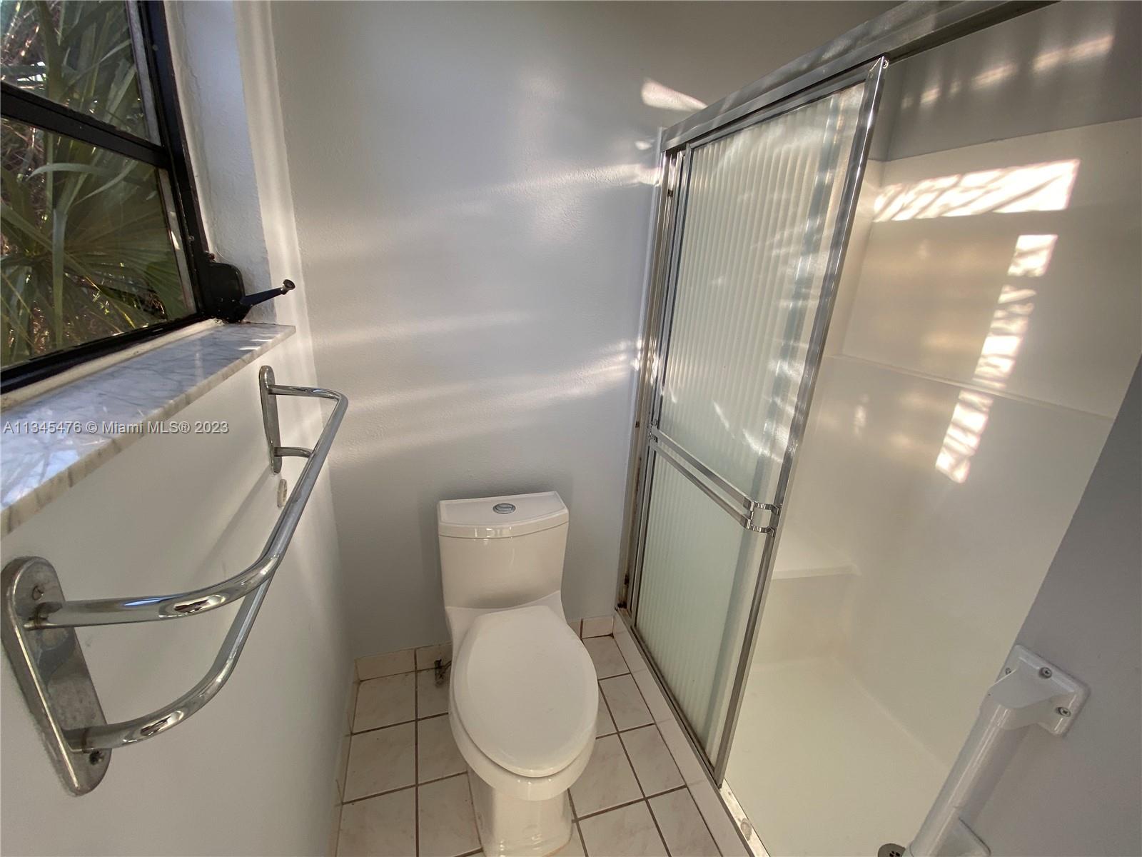 MIAMI LAKES LOCH LOMOND E - Residential