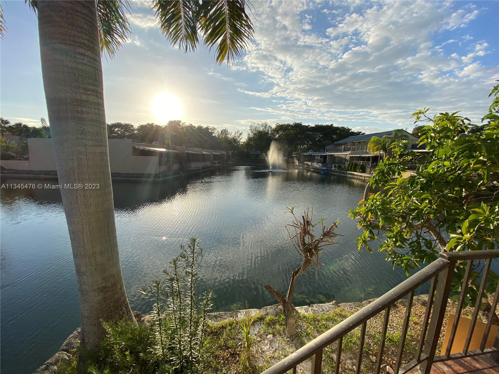MIAMI LAKES LOCH LOMOND E - Residential