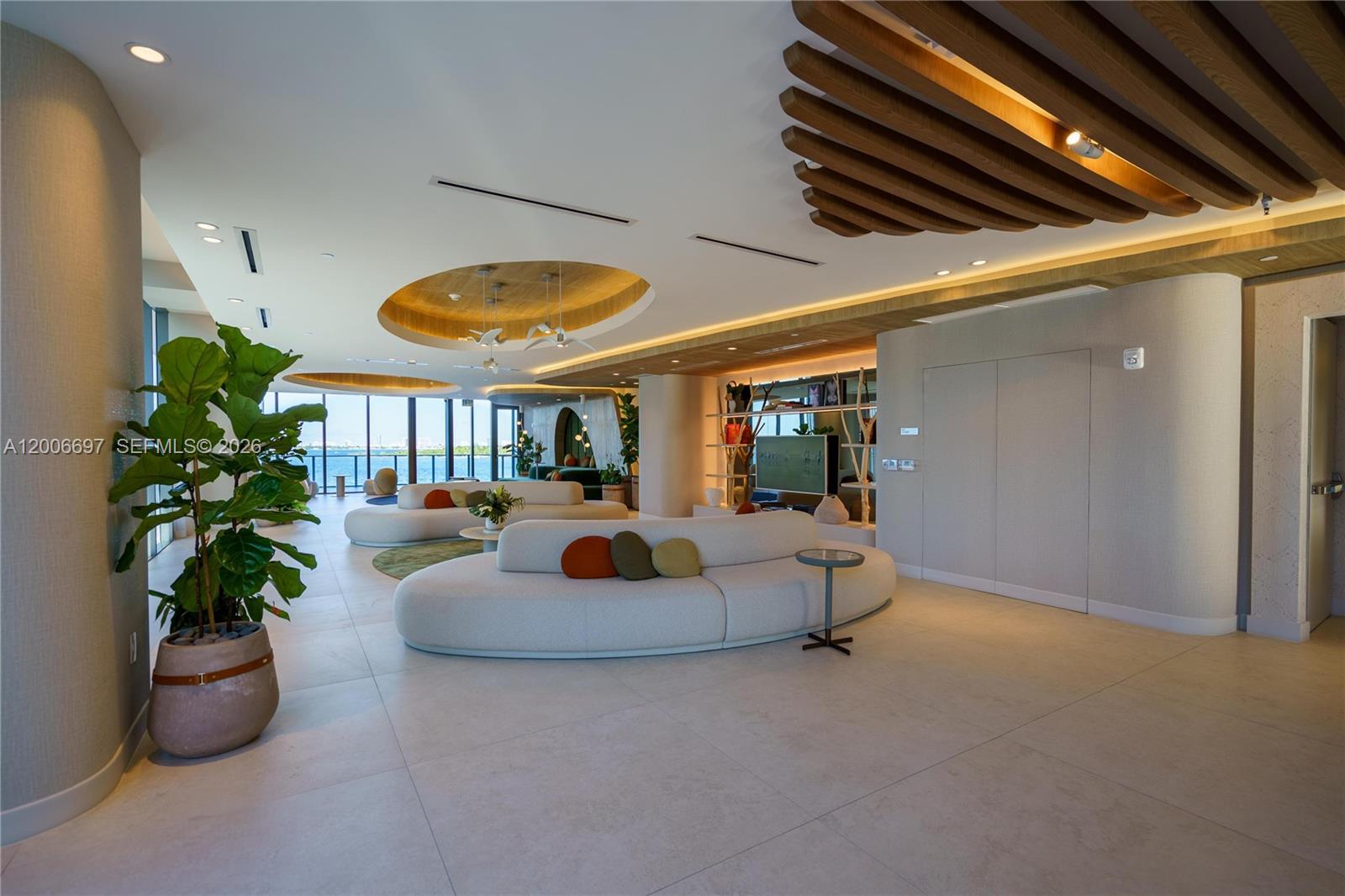 ARIA RESERVE - Residential