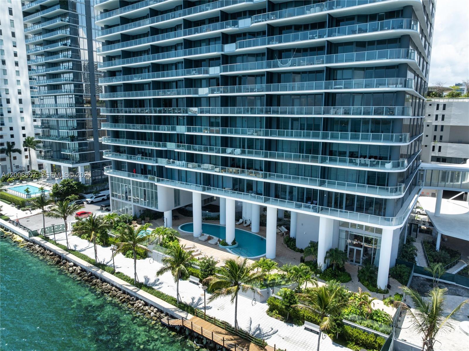 ARIA RESERVE - Residential