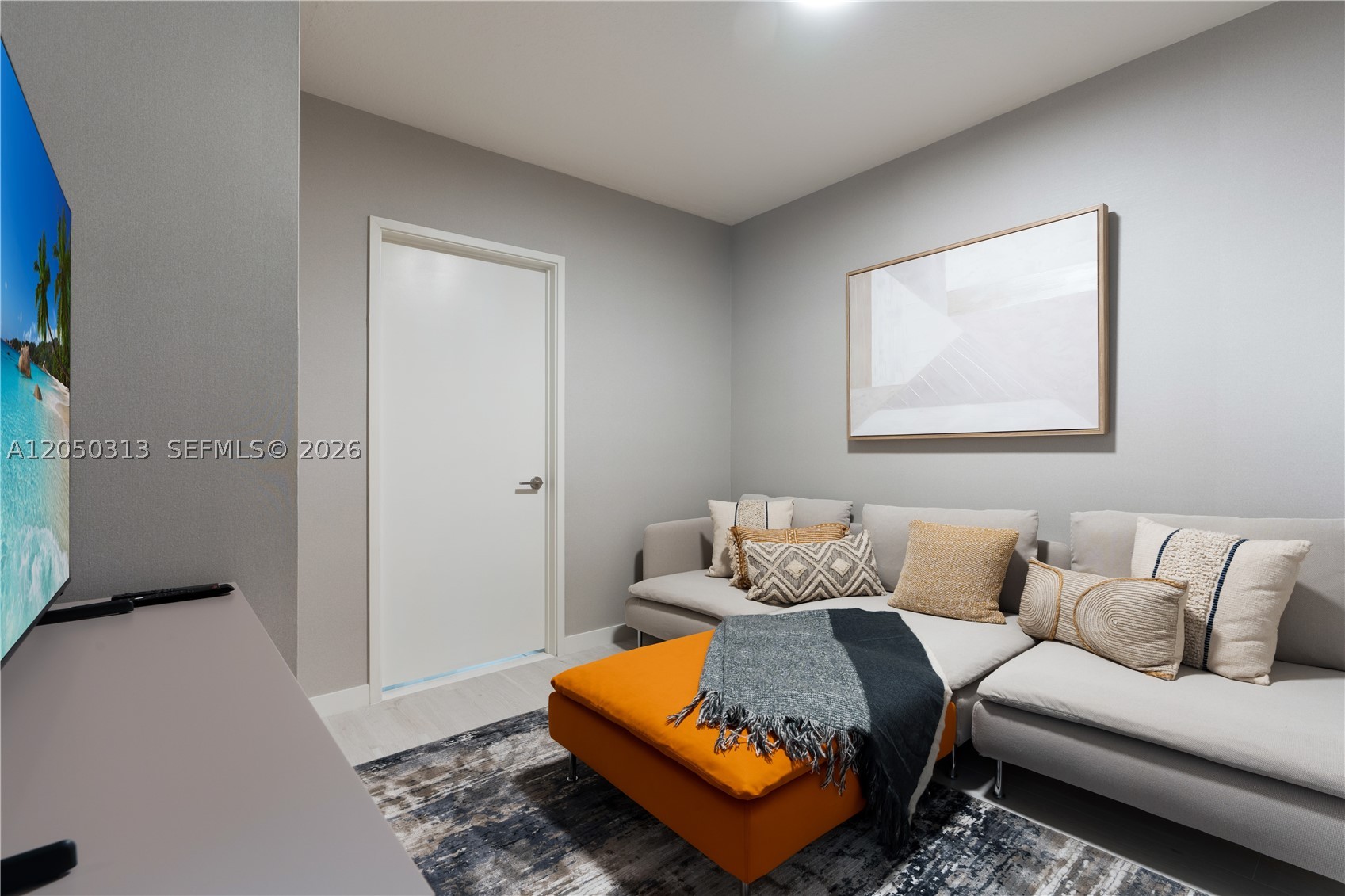 PARQUE TOWERS CONDO - Residential Lease