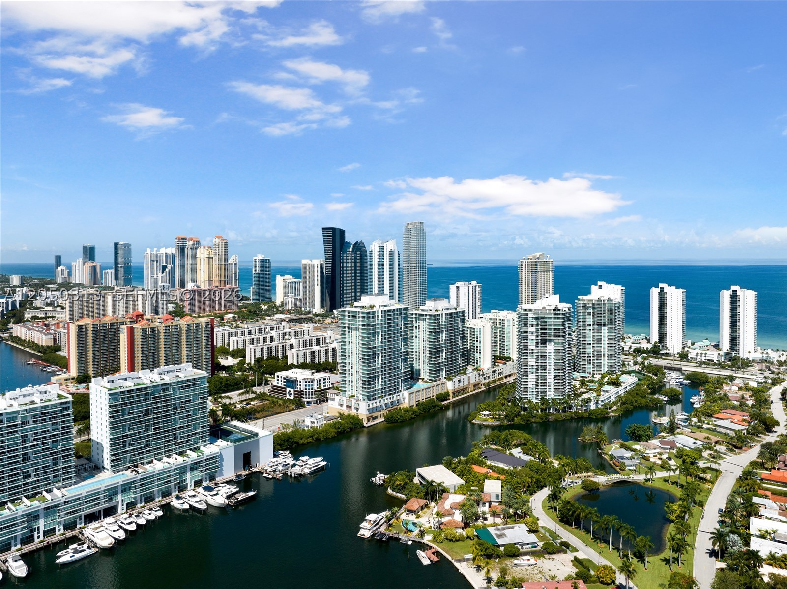 PARQUE TOWERS CONDO - Residential Lease