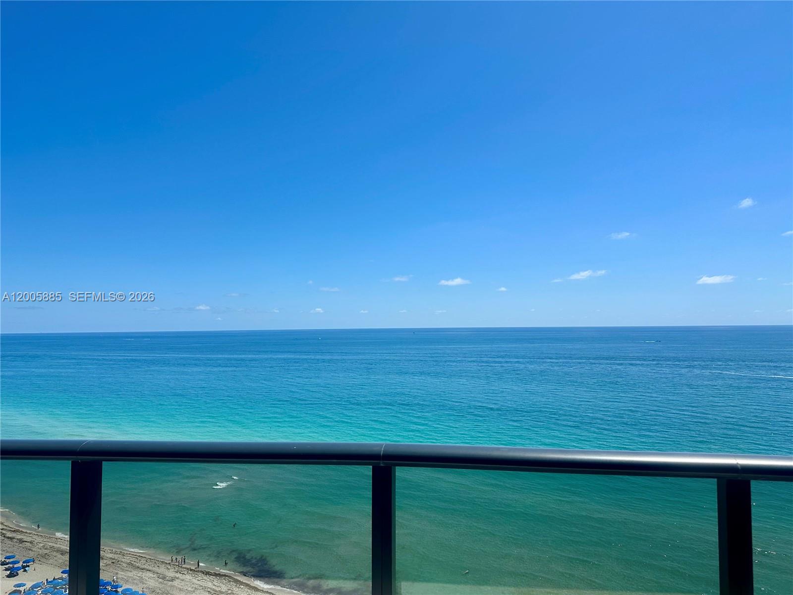 18555 COLLINS AVENUE COND - Residential