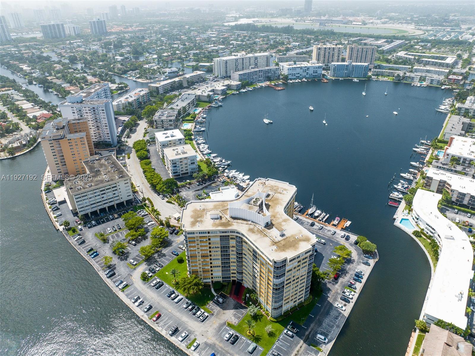 BEACHWALK CONDOMINIUM - Residential