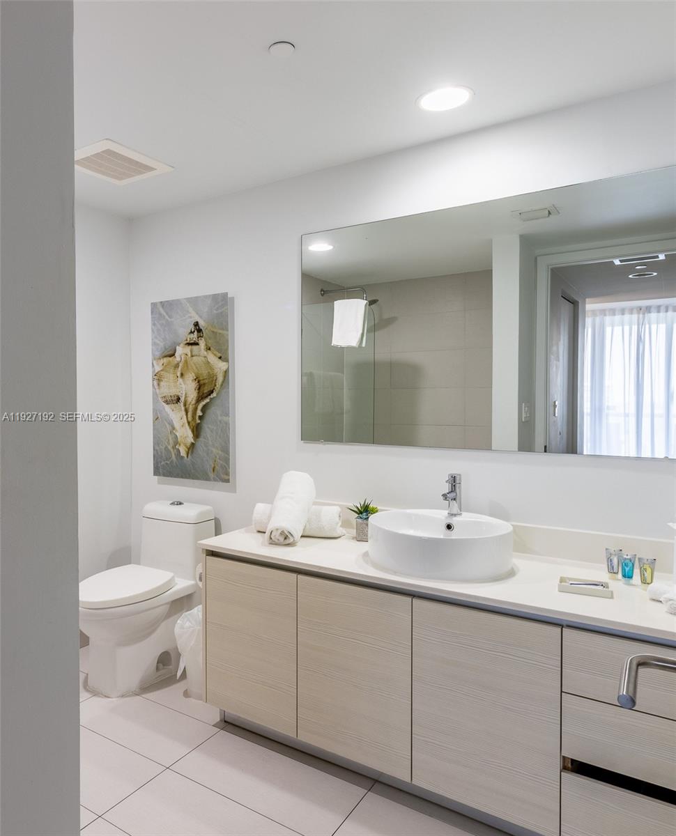 BEACHWALK CONDOMINIUM - Residential