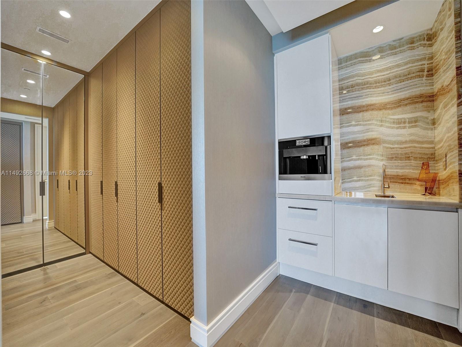 NORTH BISCAYNE BEACH AMEN - Residential Lease