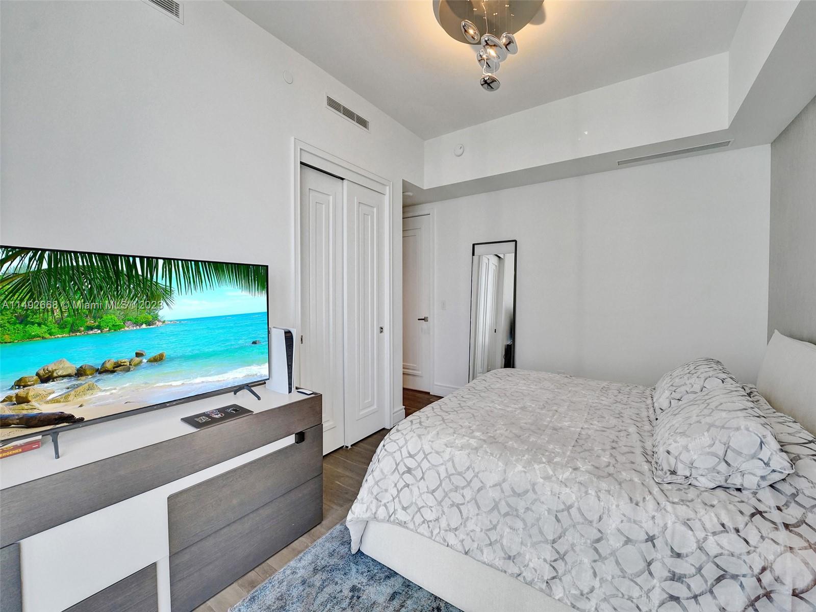 NORTH BISCAYNE BEACH AMEN - Residential Lease